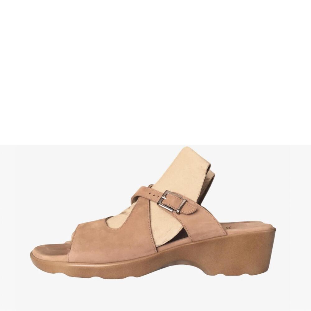 NEW MUNRO women's libra sandal in camel nubuck
